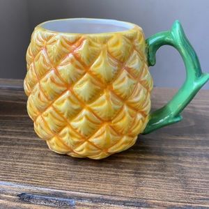 Pineapple mug